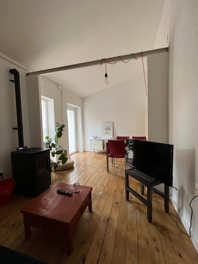 Precioso apartamento en el centro de Esparreguera Exterior foto
